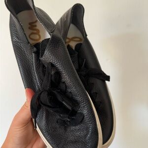 Sam Edelman black leather sneakers